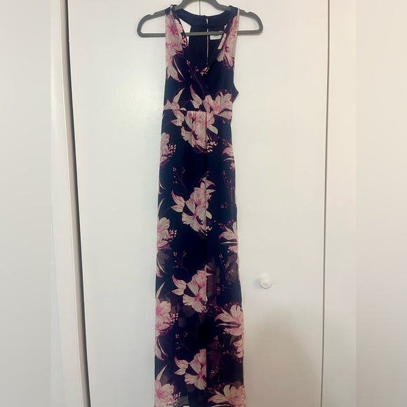 Senna Sky Dresses & Skirts - Women Senna Sky Navy Blue Floral Maxi Dress - Small - NWT